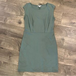 Nine West Dress Size Medium Green Sheath NWT